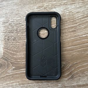 iPhone XS Black Commuter Series Otterbox Case